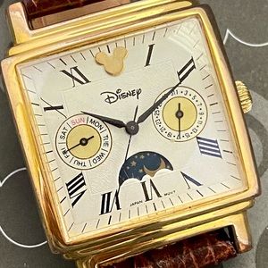 RARE Vintage Fossil X Disney "Mickey, Inc." Moon Sun Multi-function Watch